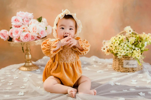 供卵助孕联系方式宝宝从鼻子里溢奶处理